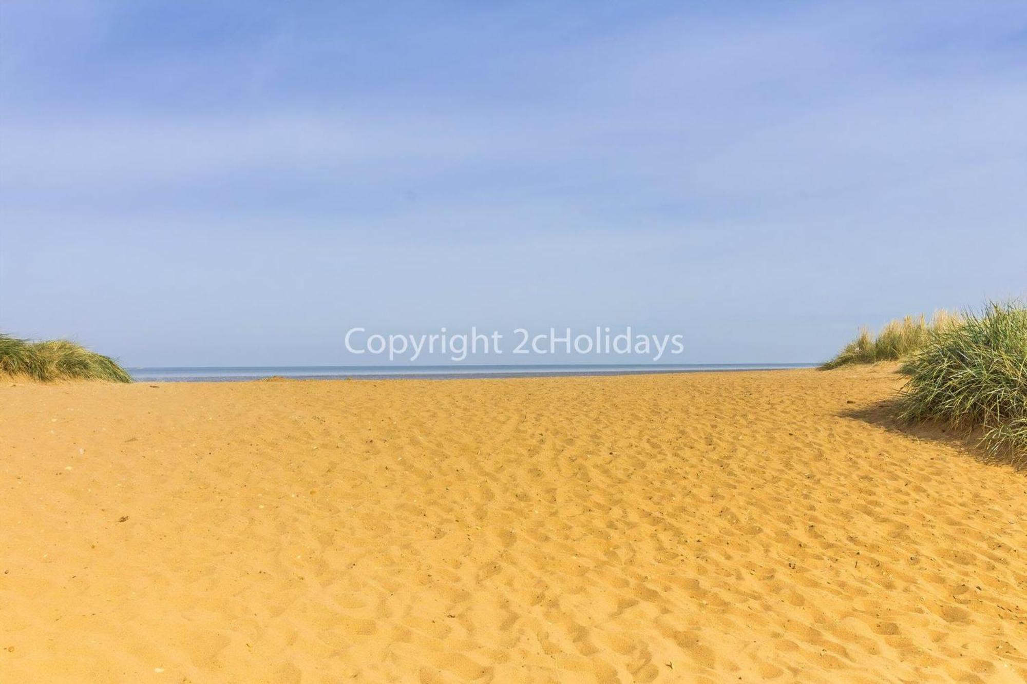 6 Berth Caravan For Hire By The Beach In Heacham, Norfolk Ref 21038C エクステリア 写真