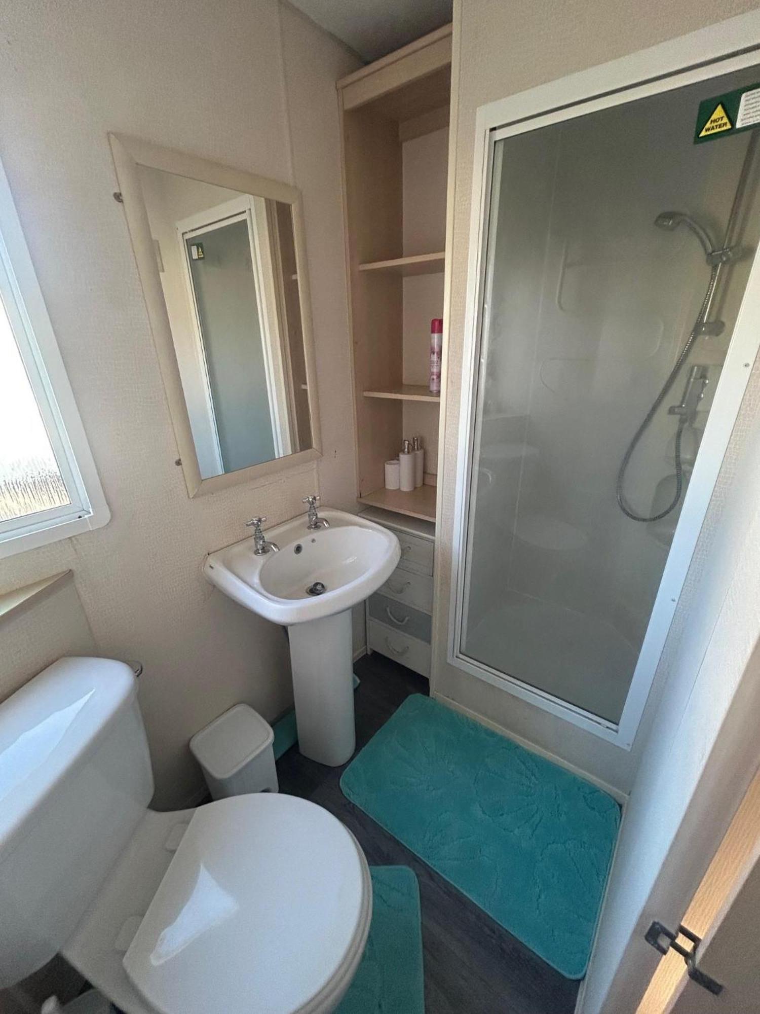 6 Berth Caravan For Hire By The Beach In Heacham, Norfolk Ref 21038C エクステリア 写真